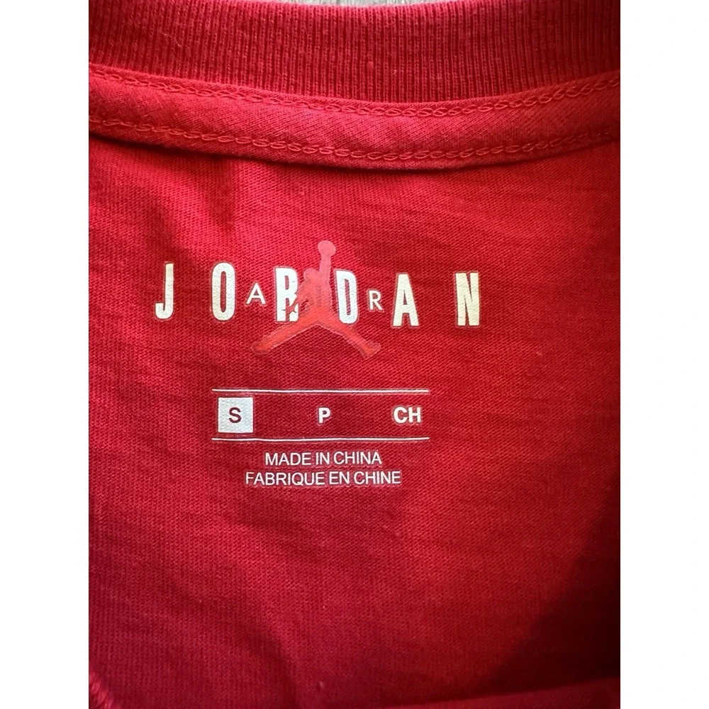 Rare Air Jordan T-Shirt Mens Small Red Cotton Box Logo Crew Neck CJ9624-687